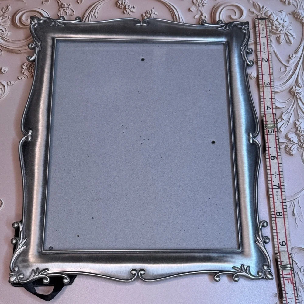 Vintage Estate Burnes of Boston Silver Ornate 8 x 6 Picture Frame